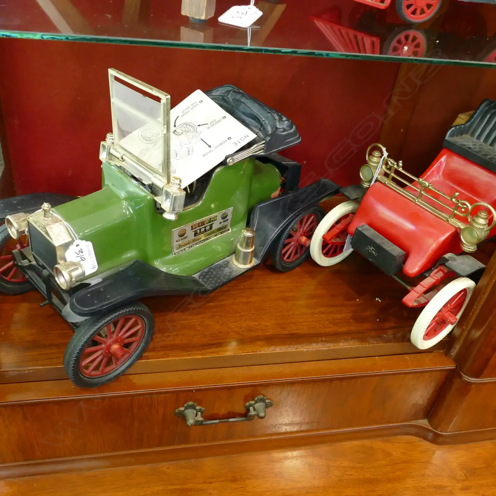 2 JIM BEAM DECANTERS MODEL T FORD + OTHER AF Image 1++
