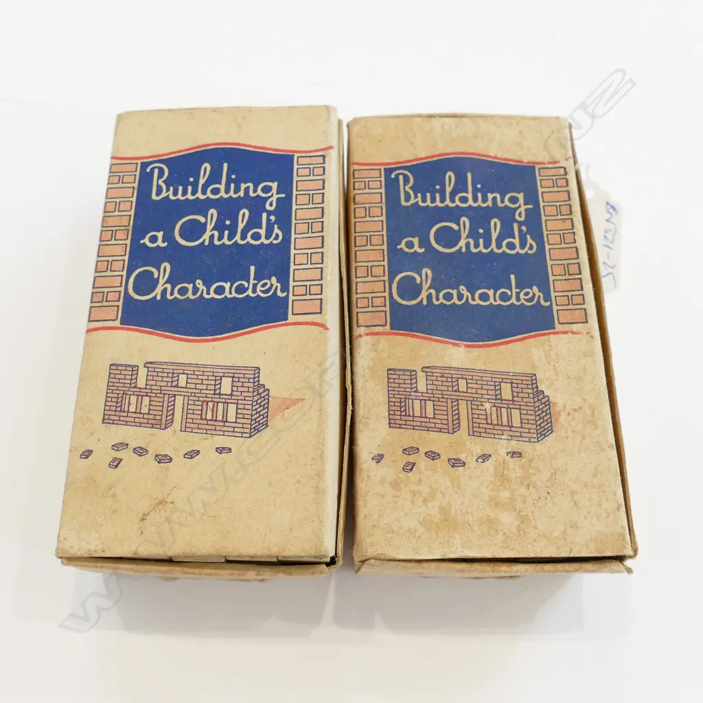 2 LUKE ADAMS POTTERY BOXED MINI BRICK SETS WHITE CLAY Image 1++