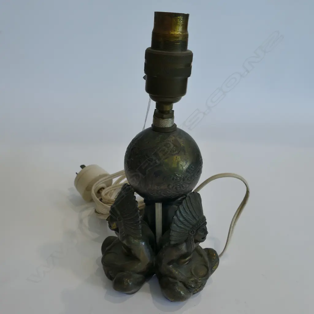 VINTAGE NATIVE AMERICAN LAMP H. 240MM Image 1++