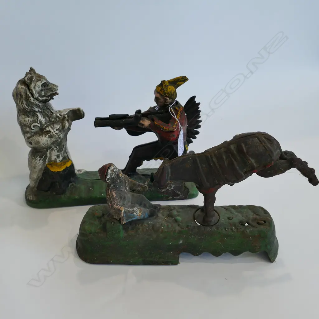 2 AMERICAN MECHANICAL MONEY BOXES BEAR & KICKING HORSE 260MM L Image 1++