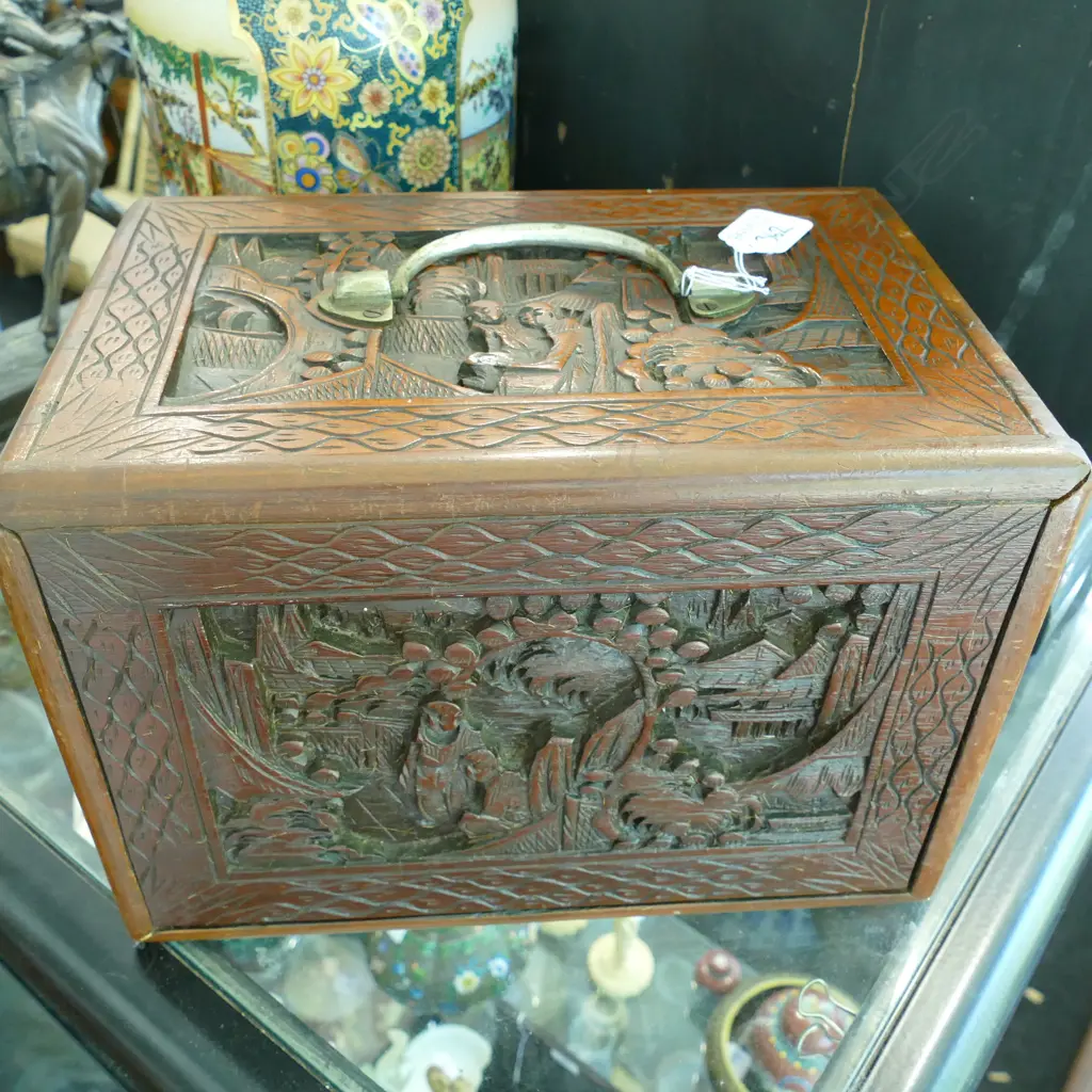 SMALL CAMPHOR BOX CONTAINING MAH JONG TILES 280MM W Image 1++