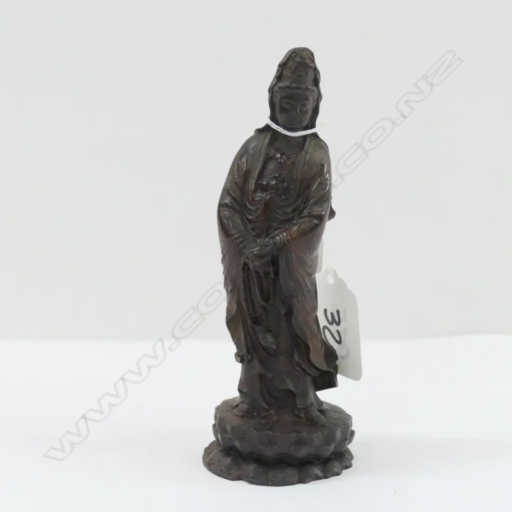 FINE CARVED WOOD GUANYIN ON LOTUS THRONE H.133mm Image 1++