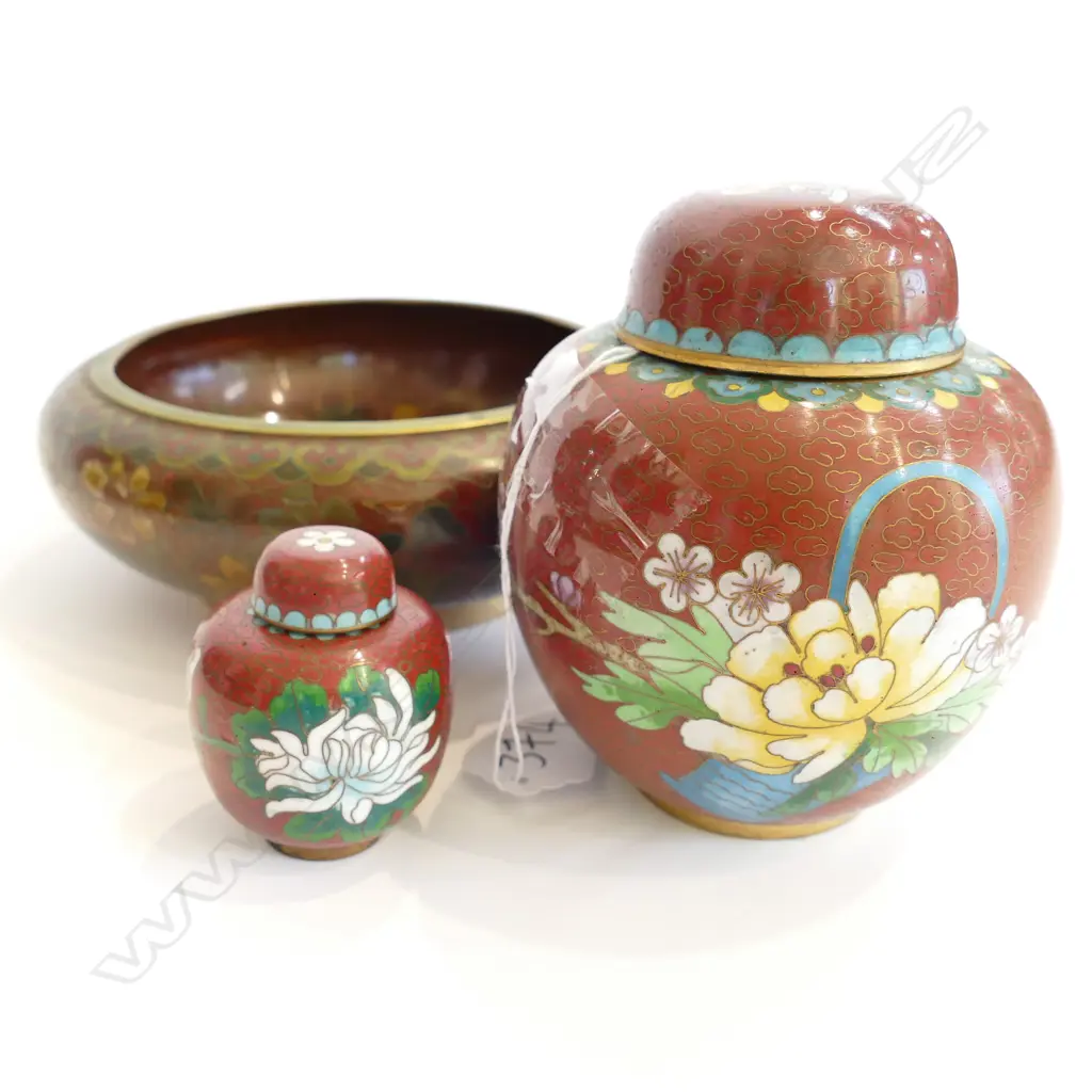 2 SMALL CLOISONNE GINGER JARS AND BOWL Image 1++