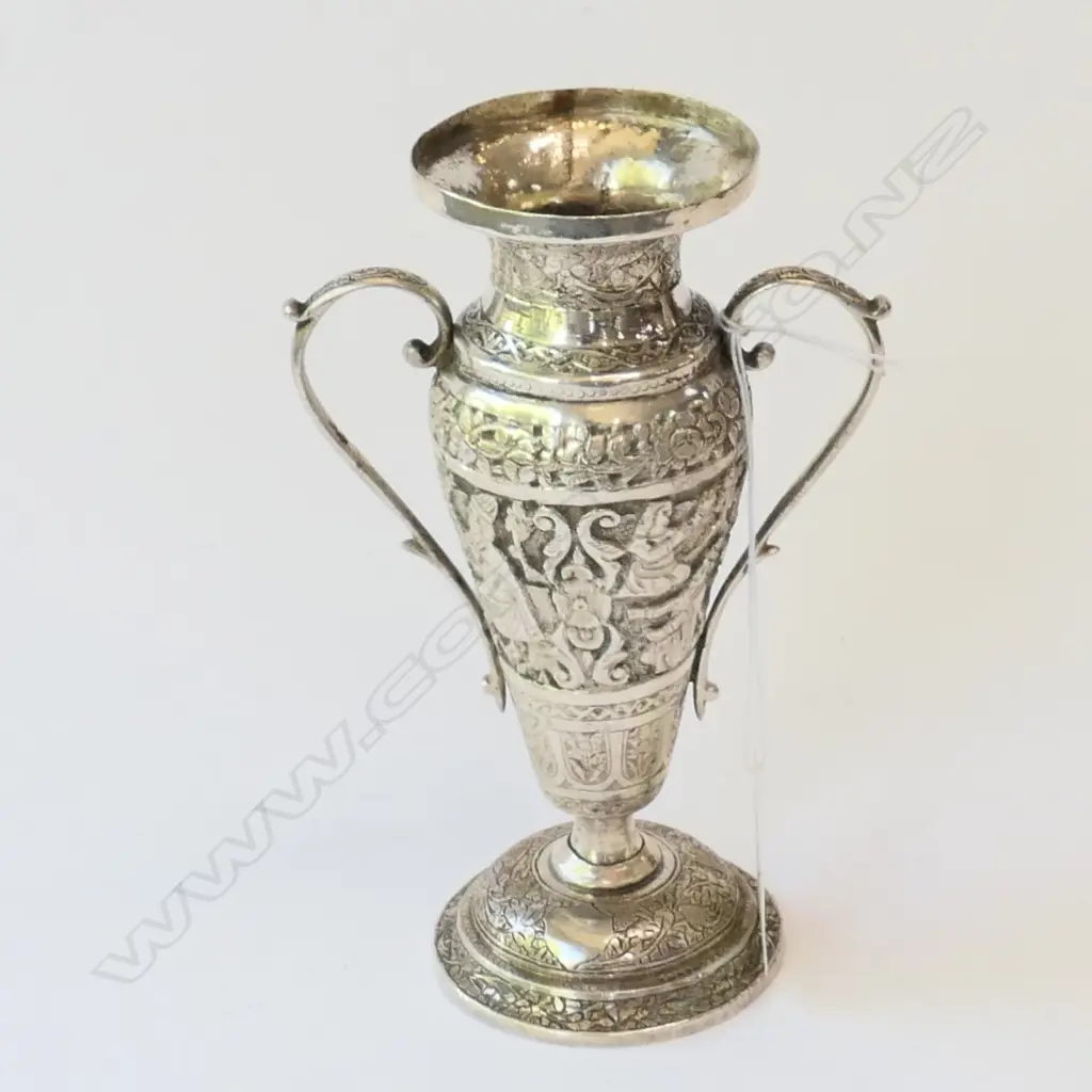 Heavy silver vase two handles 141 grams Indian or arabic Image 1++
