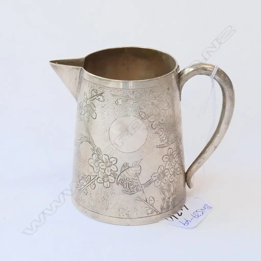Silver creamer Hong Kong 120 gramsLEE YEE Hing 90% Image 1++
