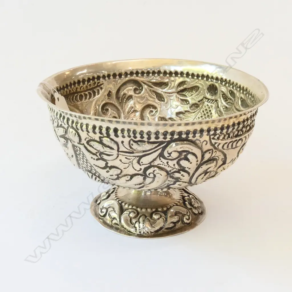 Kandy Sri Lankan  silver pedestal bowl  120 grams Image 1++