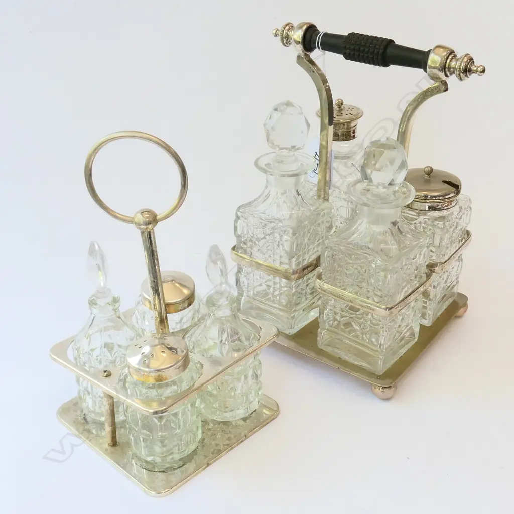 2 EP CRUETS Image 1++