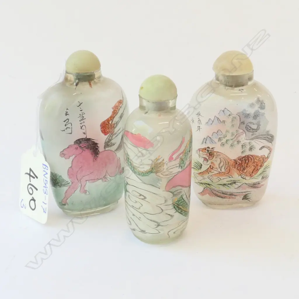 3 X  CHINESE INTERNAL PAINTED GLASS SNUFF BOTTLES Image 1++