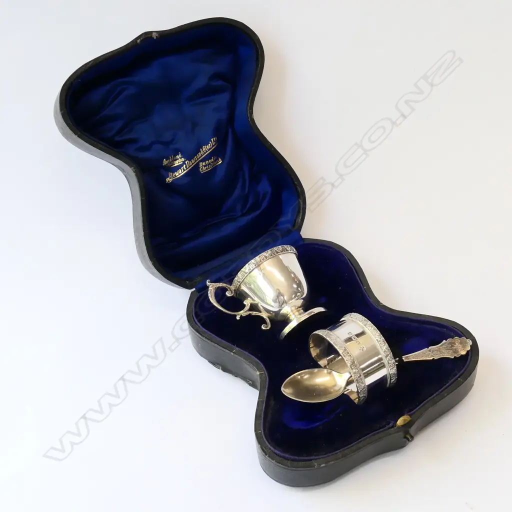 CASED STG SILVER EGG CUP AND NAPKIN RING +EP  TEASPOON B 1913 Image 1++