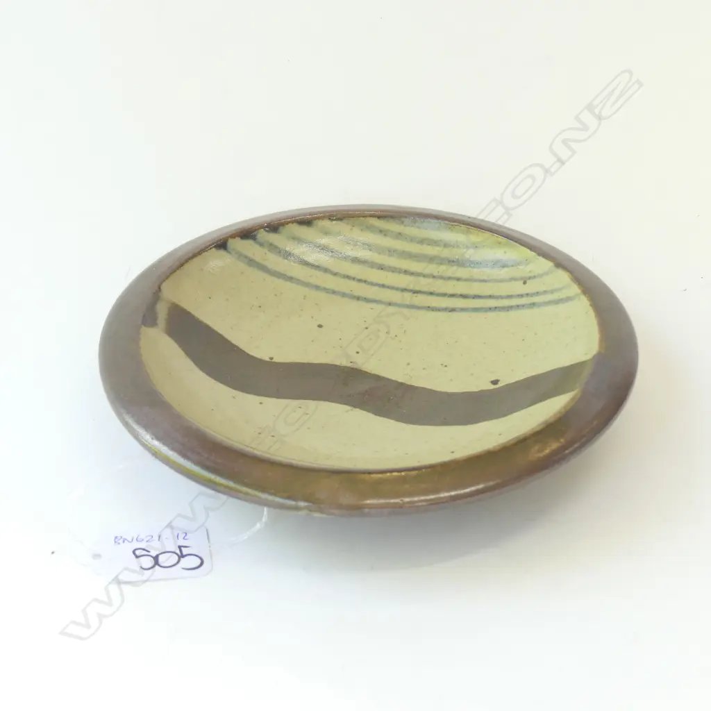 ST IVES STONEWARE POTTERY PLATE, WAVE PATTERN Image 1++