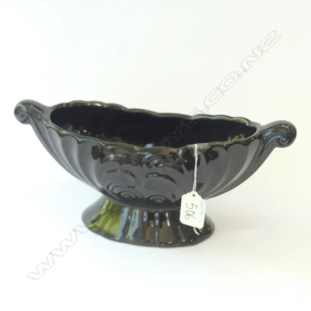 BLACK CROWN LYNN VASE... Image 1++