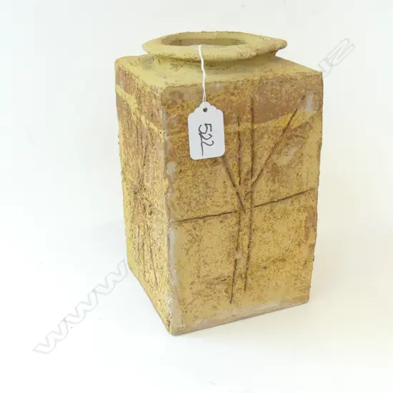 EXCELLENT IAN AULD (1926-2000, ENGLAND), RECTANGULAR SLAB VASE, WITH ROUND COLLAR NECK  