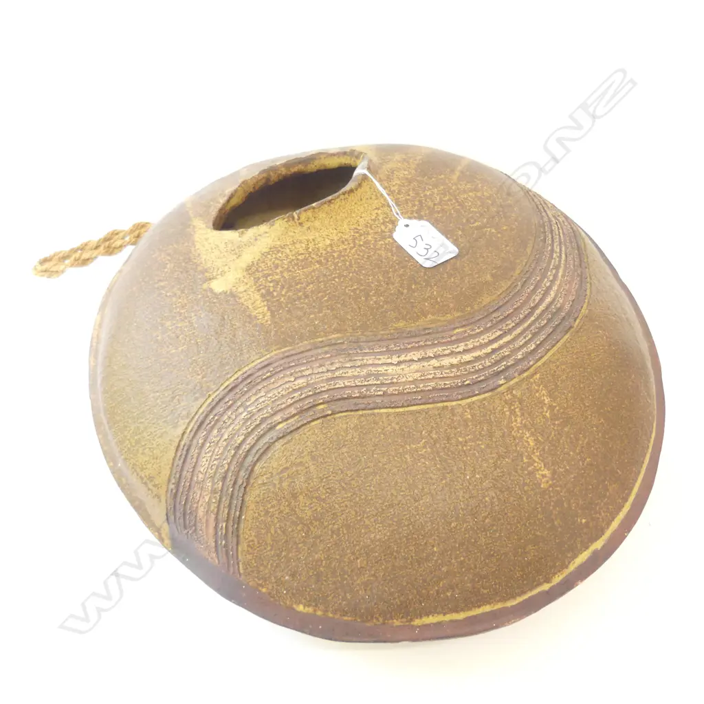 NANCY BECK STUDIO POTTERY ORB/POD FORM LGE WALL VASE... Image 1++