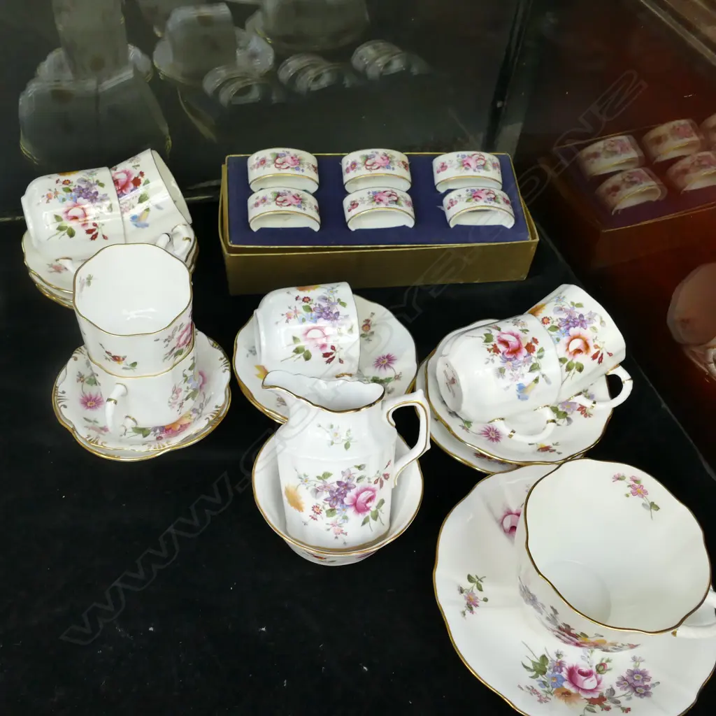 ASST ROYAL CROWN DERBY Image 1++