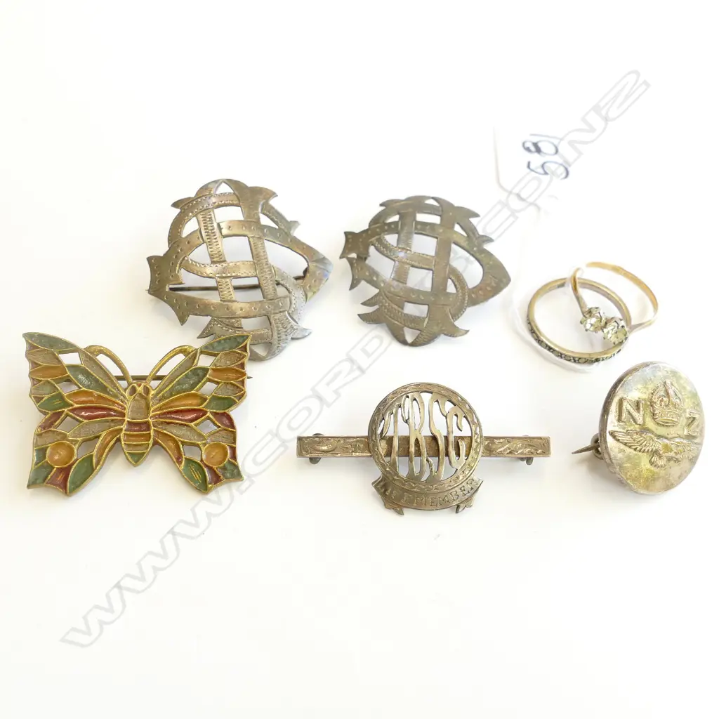 3 SILVER BROOCHES; & 3 OTHER RINGS A.F. Image 1++