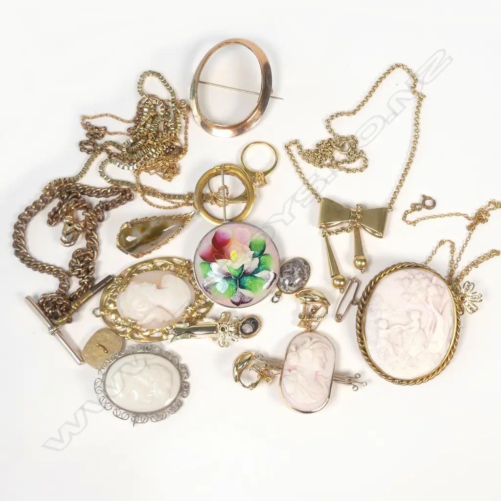 BAG ASSTD GOLD PLATED/COSTUME/9CT GOLD JEWELLERY  Image 1++