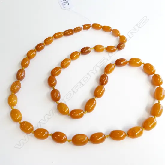 AMBER NECKLACE