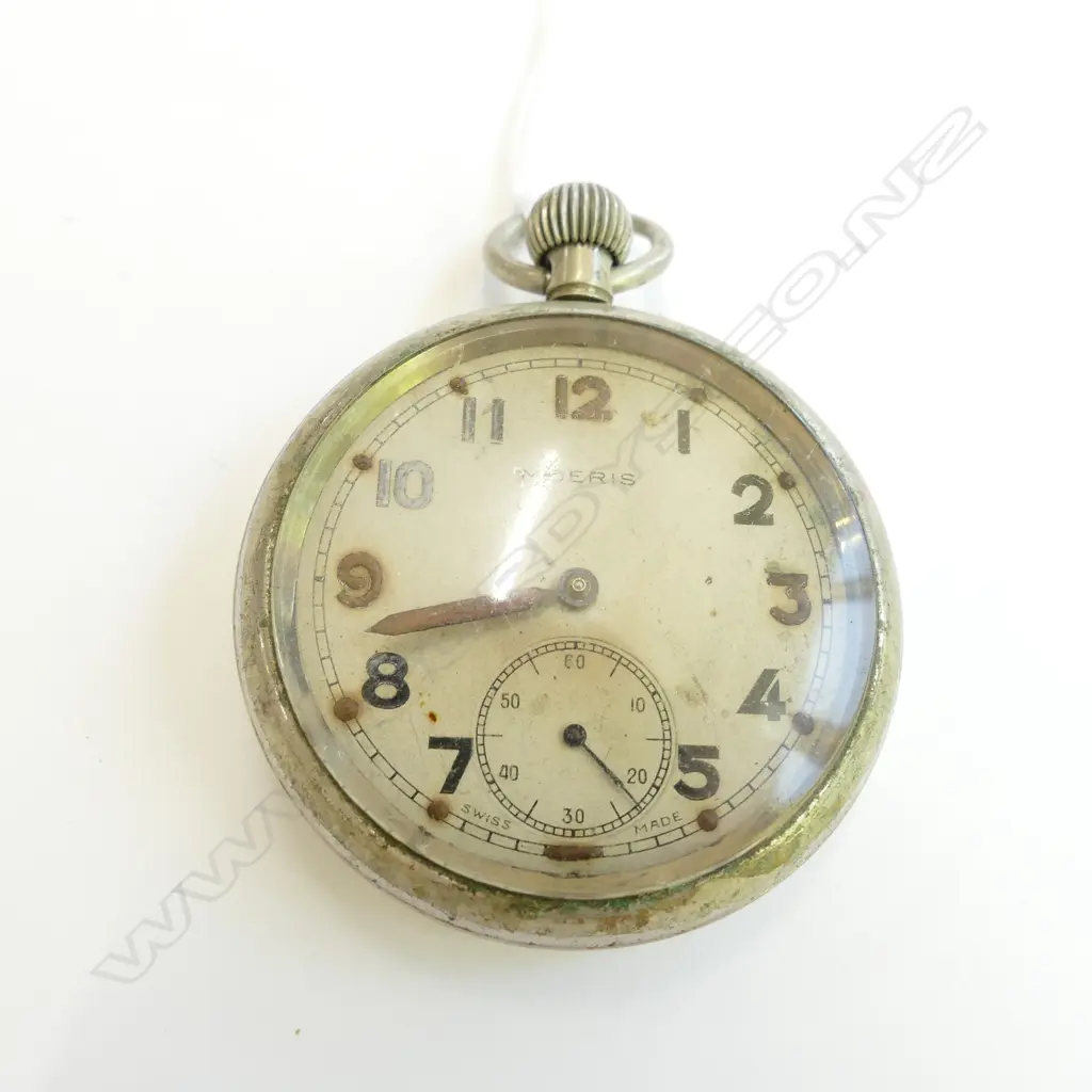 MOERIS MILITARY MARKED POCKET WATCH A.F Image 1++