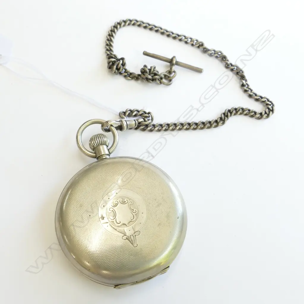 HUNTER POCKET WATCH ON SILVER CURB LINK CHAIN Image 1++