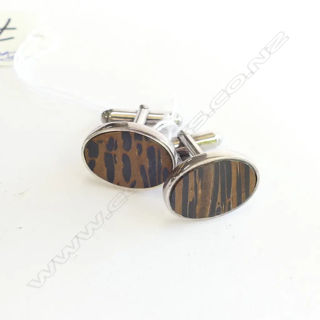 Cufflinks by Gold Ore Silver Mine marked 925 for Sterling Silver in box Image 1++