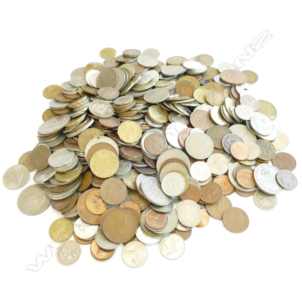 LGE BAG WORLD COINS VARIOUS Image 1++