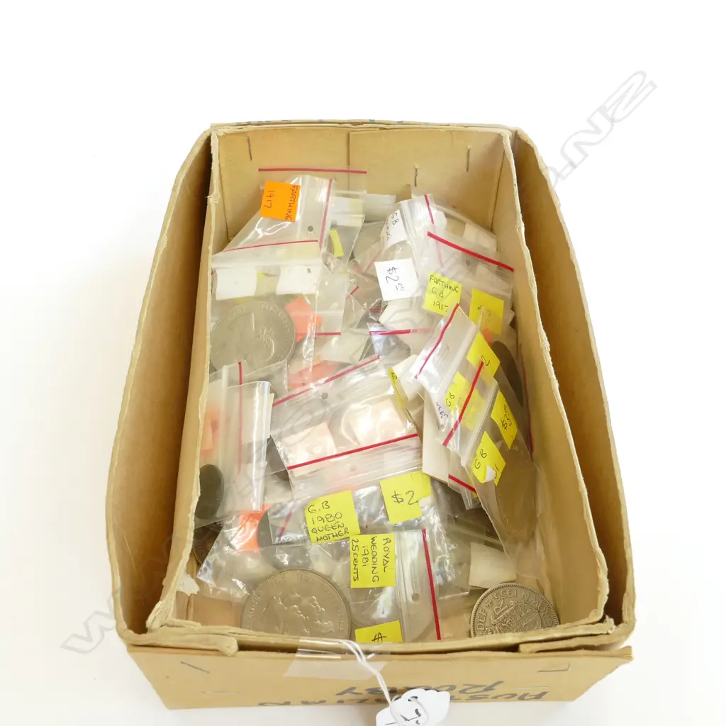 BOX LOT OF ASSORTED COINS Image 1++