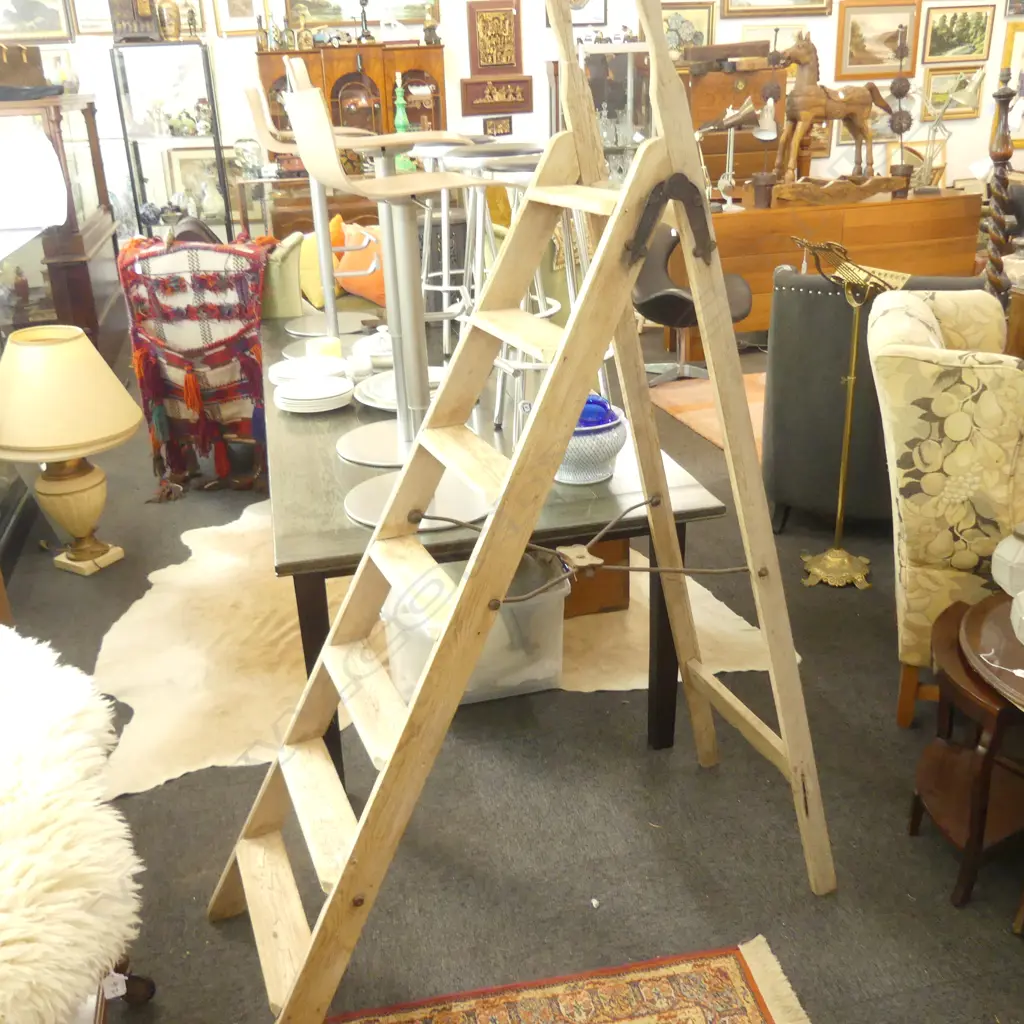 BALTIC PINE LADDER 2M H Image 1++