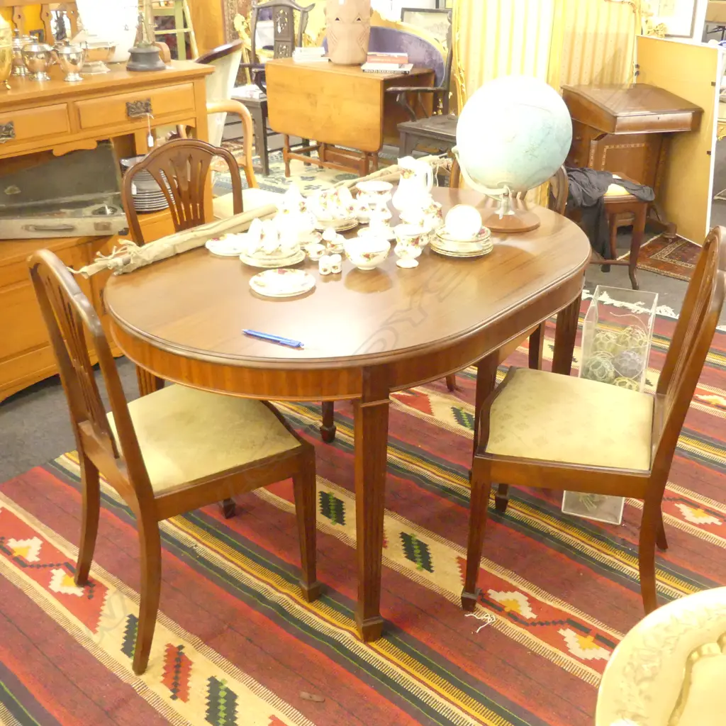 OVAL MAHOGANY DINING TABLE + SIX CHAIRS Image 1++