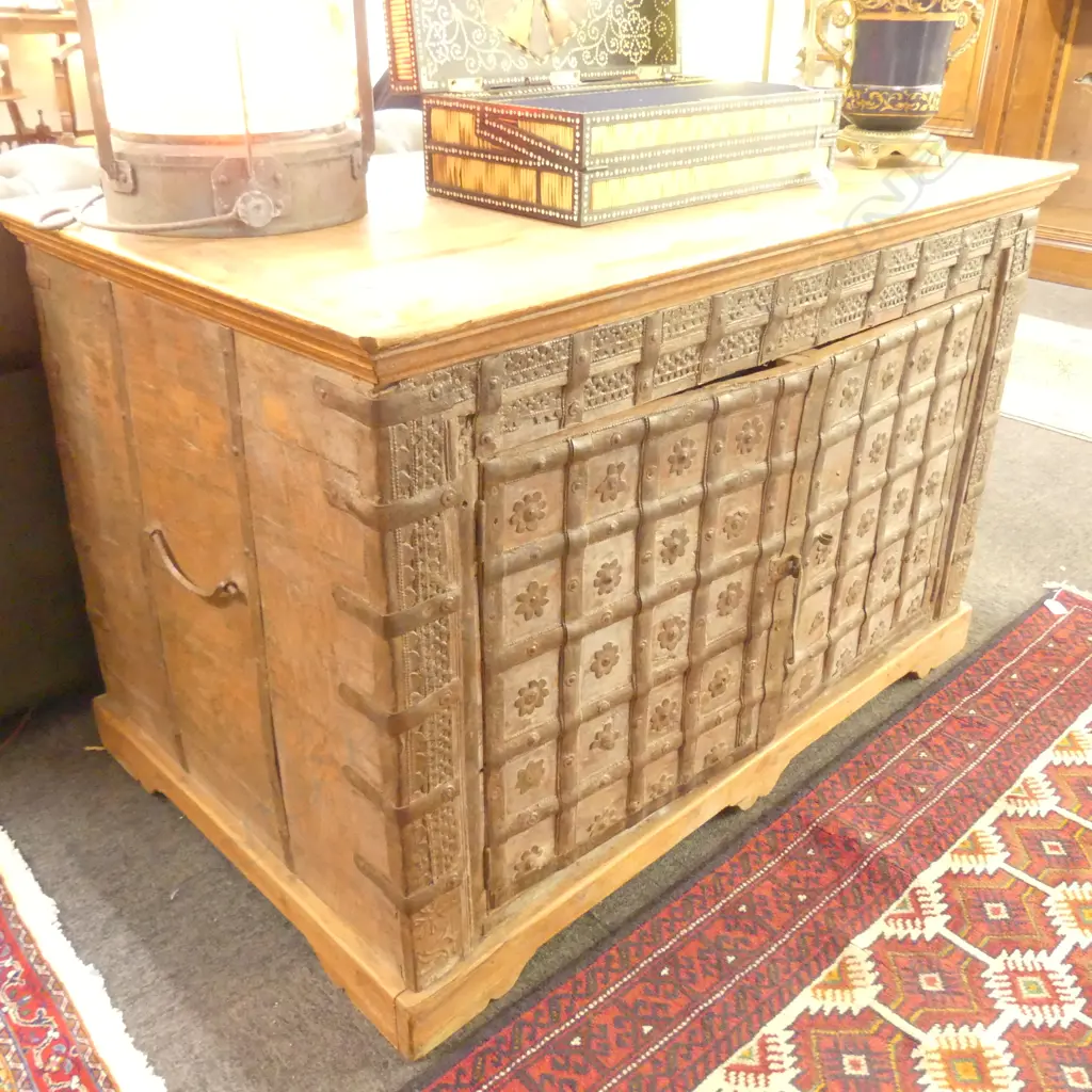 RAJASTHAN METAL BOUND CUPBOARD L1070 MM Image 1++