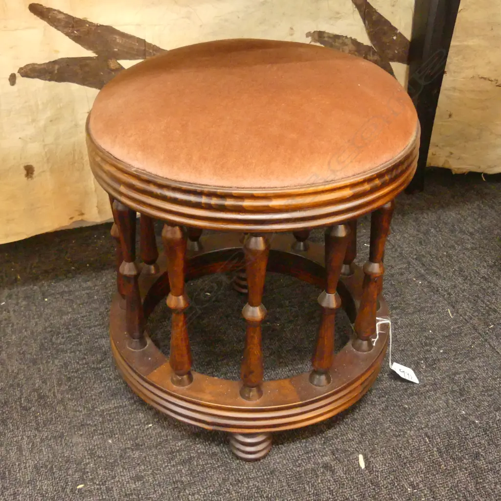 CIRCULAR STOOL H 340 MM Image 1++