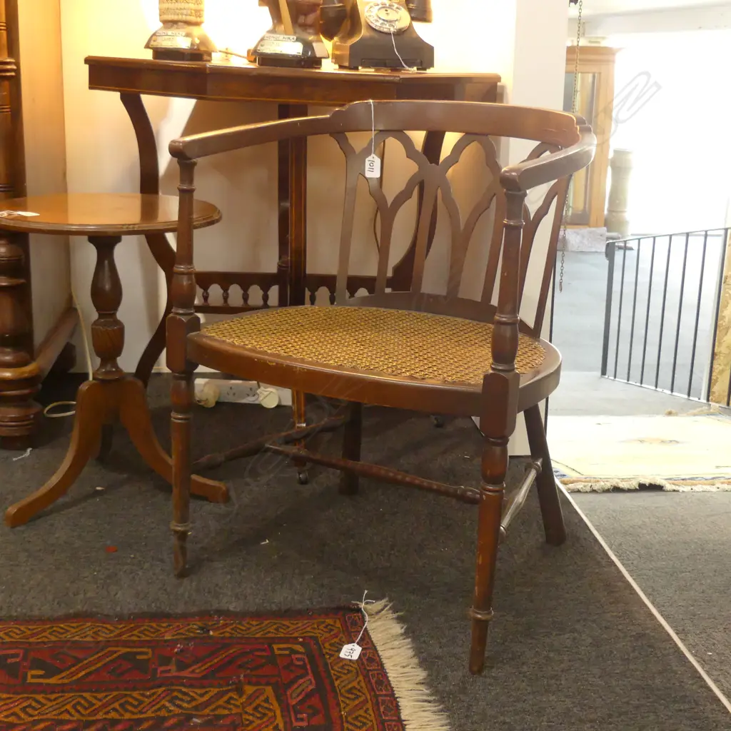 CANE SEATED TUB CHAIR Image 1++