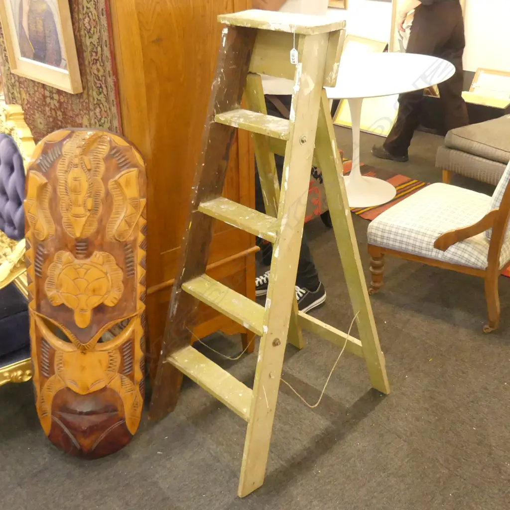 OLD GREEN PAINTED WOODEN LADDER Image 1++