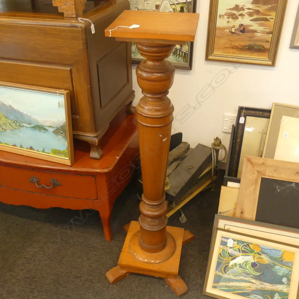 KAURI TURNED PLANT STAND 1140MM H Image 1++