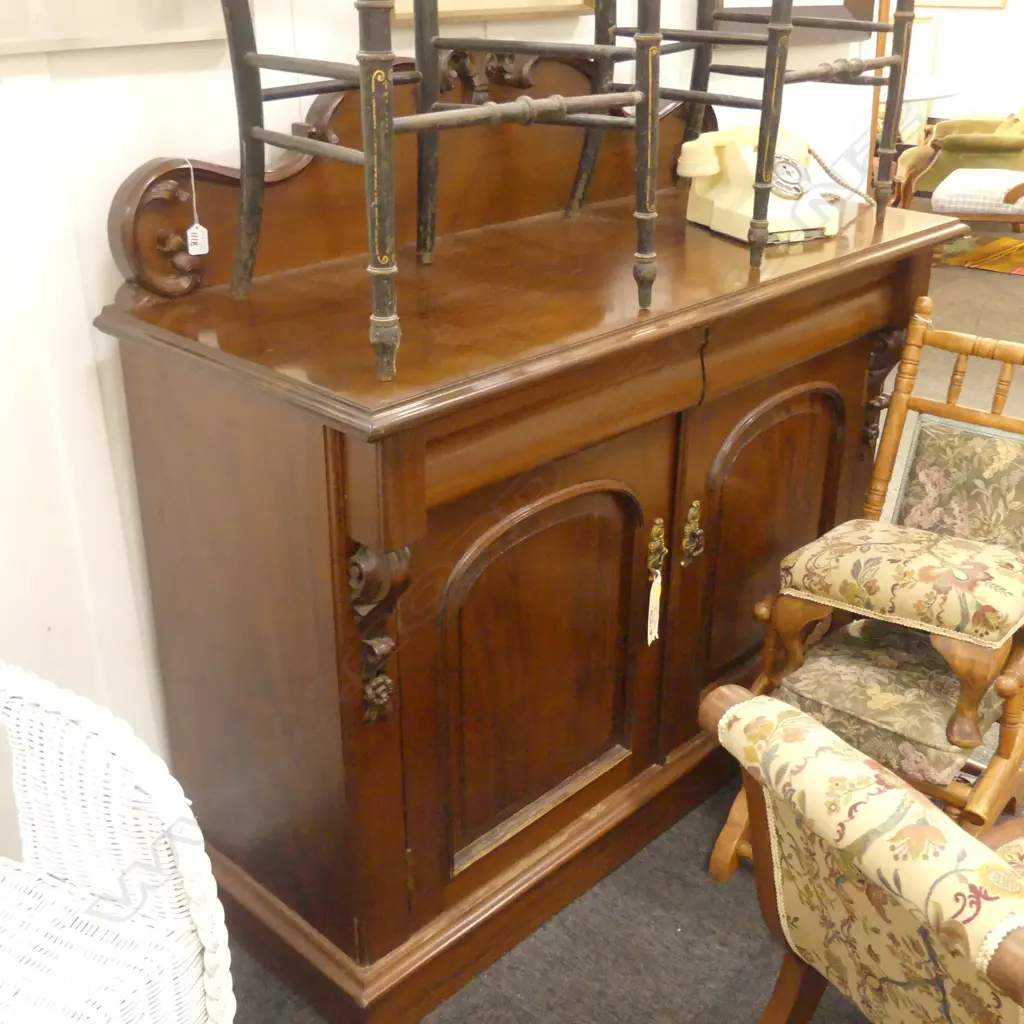 MAHOGANY REPRODUCTION CHIFFONIER L 1240 MM Image 1++