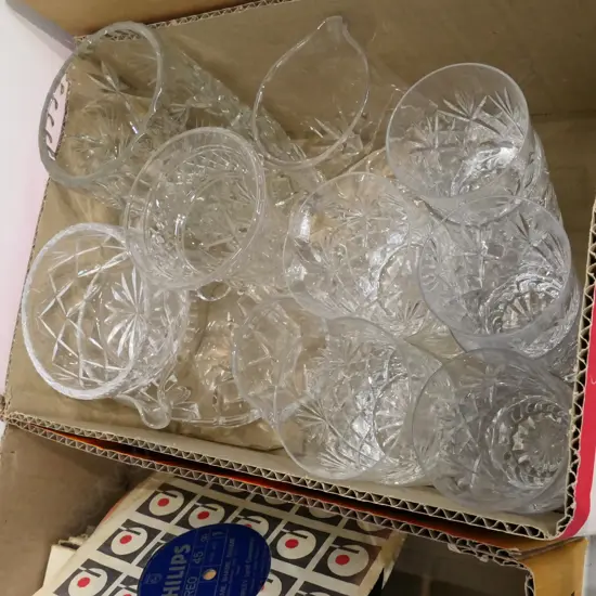 LOT ASST CRYSTAL + GLASSWARE