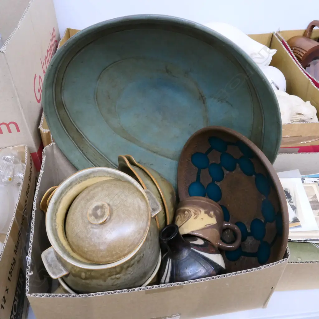 LOT ASST CERAMICS + POTTERY INCL. TEMUKA Image 1++