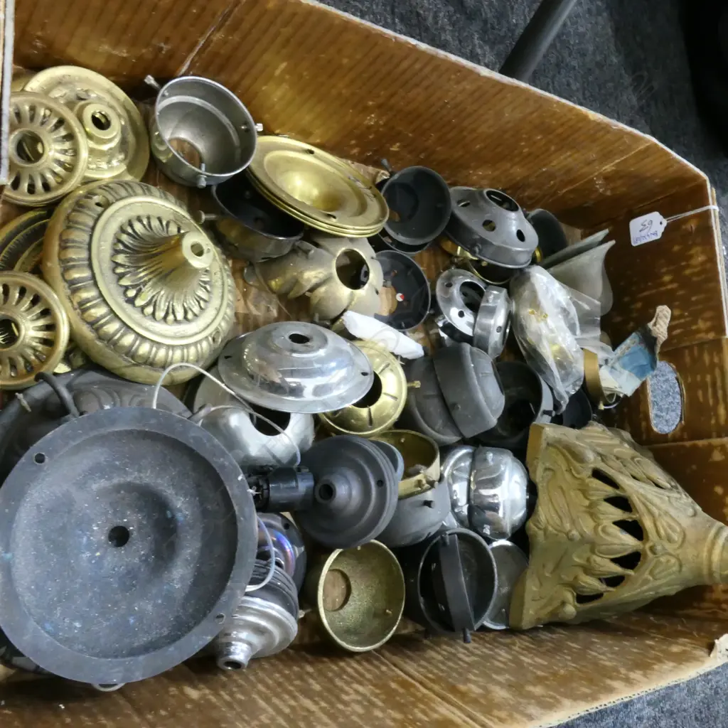BOX LOT VINTAGE LIGHT FITTING ATTACHMENTS, ETC Image 1++