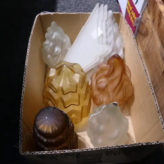 BOX LOT GOOD ART DECO SHADES