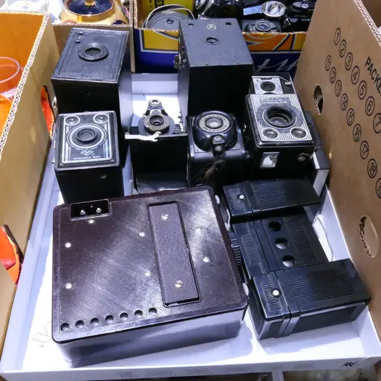 LOT 10 VINTAGE CAMERAS ETC INCL AGFA / KODAK / HOUGHTONS ETC