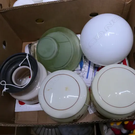 5 VINTAGE GLASS LIGHT SHADES INCL ART DECO GLOBE STYLE ETC