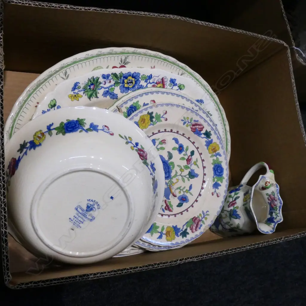 LOT ASST MASONS INCL. ASHETS / JUG - MOST A/F Image 1++