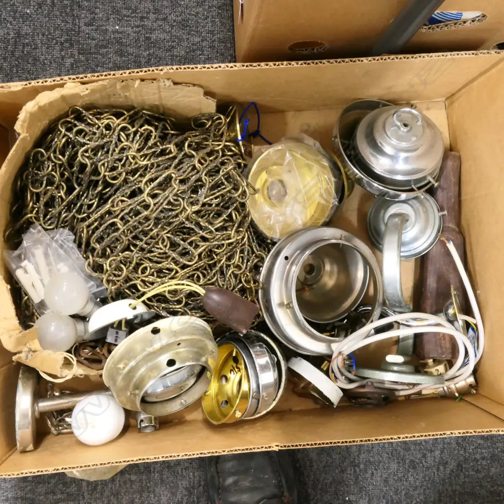 BOX LOT ASST. VINTAGE LIGHT FITTINGS, CHAINS Image 1++