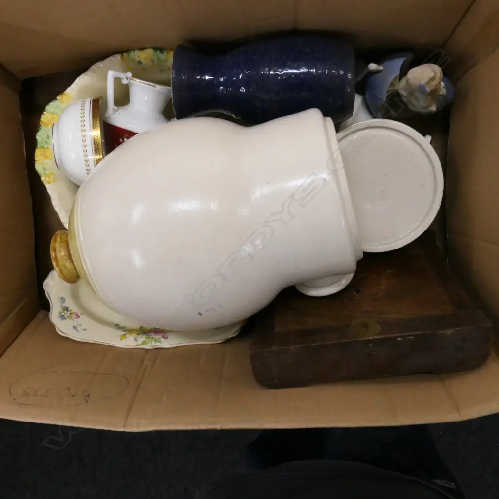 BOX OF MISCELLANEOUS Image 1++