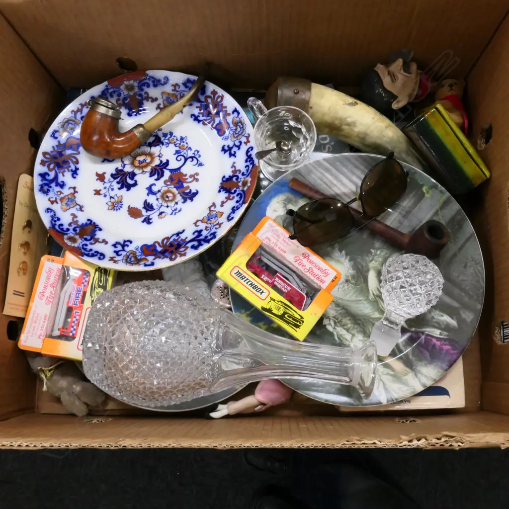 BOX LOT CLARICE CLIFF BOOK, PLATES, PIPE, HORN, DECANTER ETC Image 1++