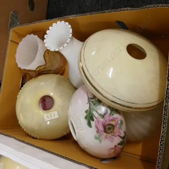 BOX LOT VINTAGE LIGHTSHADES