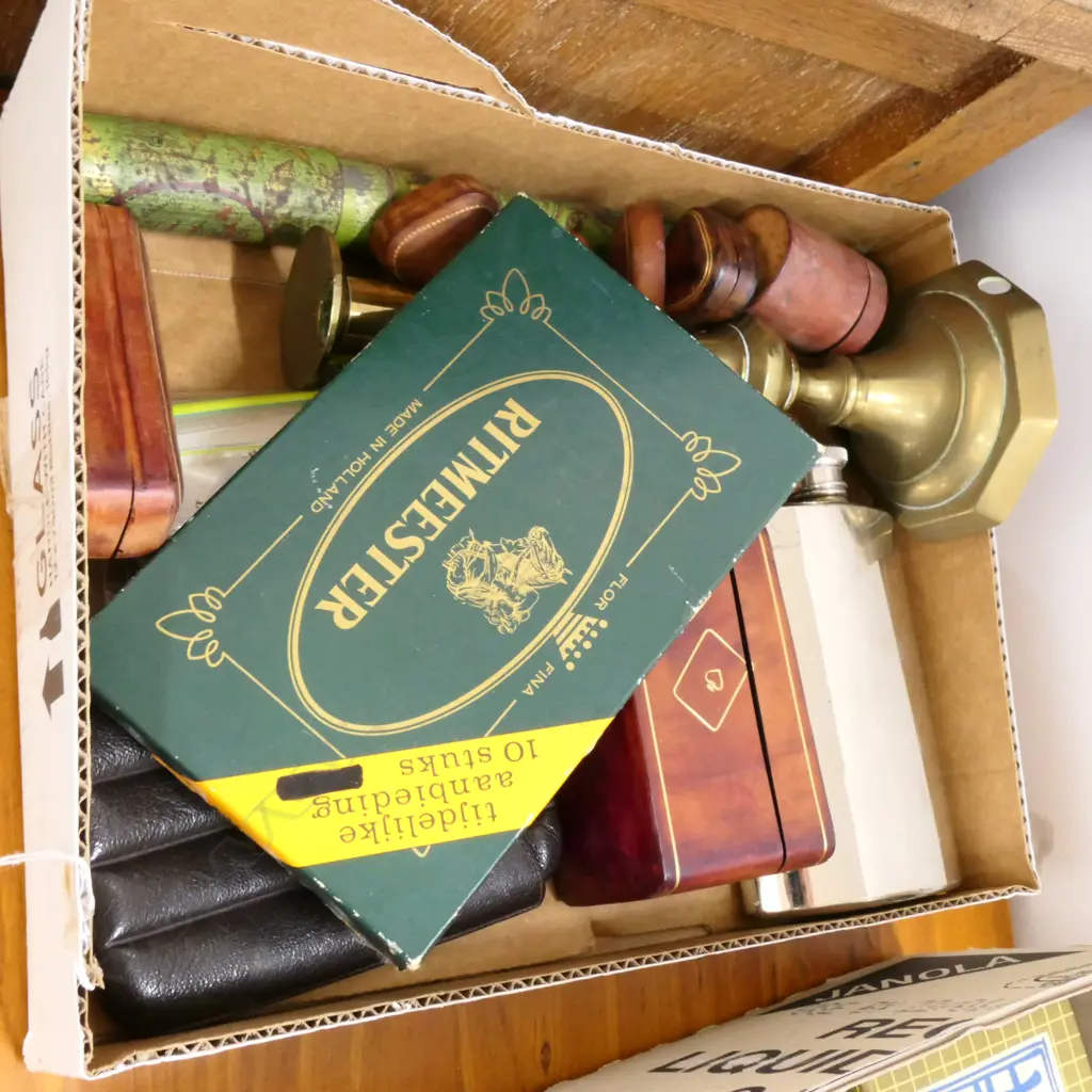 LOT CIGARS /HIPFLASK/BRASS AND LEATHER ETC Image 1++