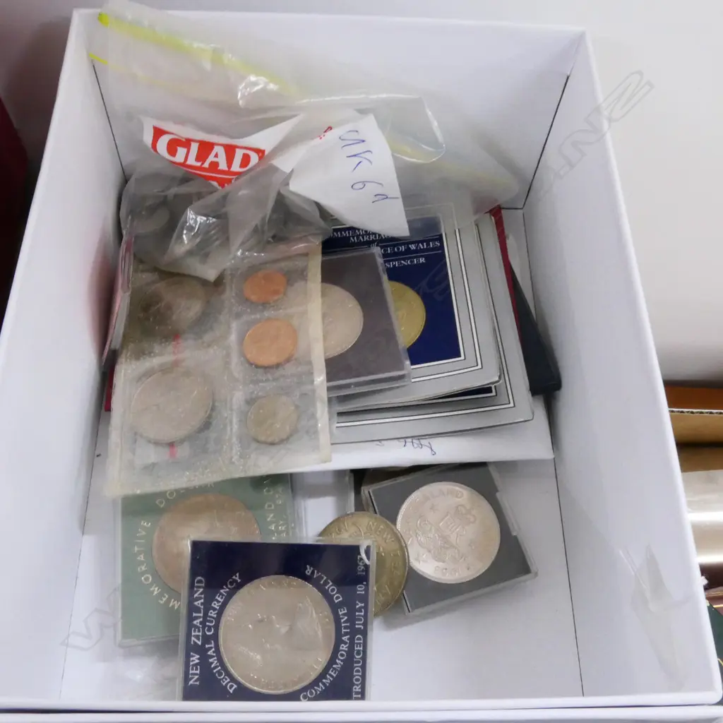 LOT ASST COMMEMORATIVE COINS Image 1++