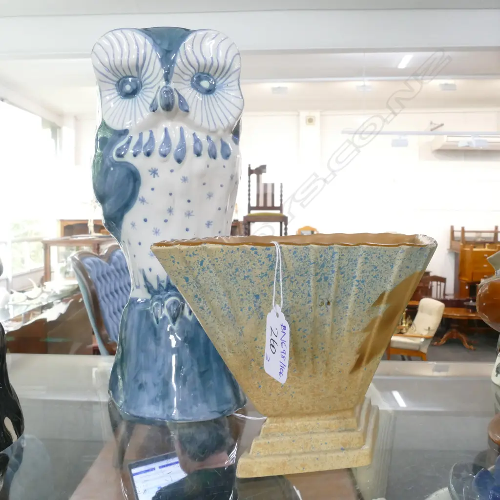 DAVID SHARP RYE ART POTTERY ENGLAND OWL 280MM H AND ART DECO VASE WITH FROG NZ CENTENARY 1940 18851 Image 1++