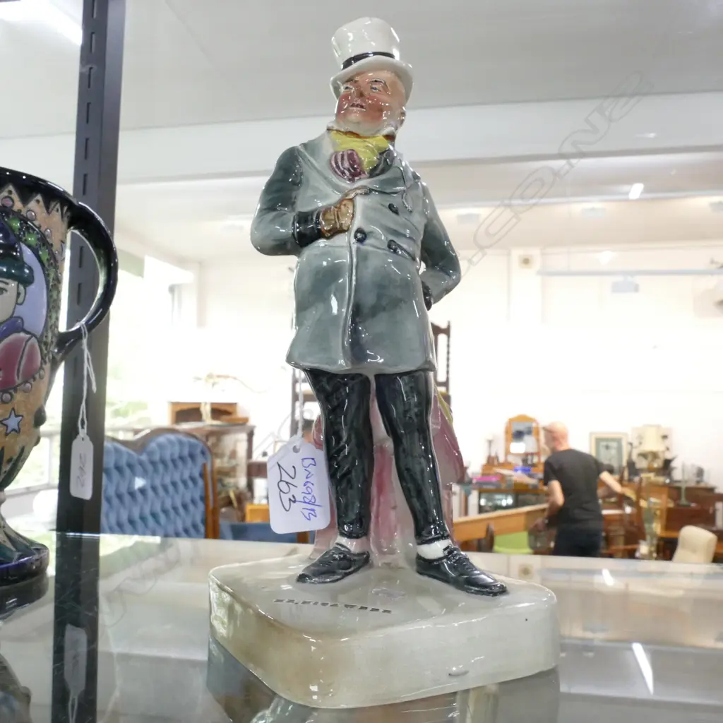 BRETBY FIGURE MR MIGAWBER H.230MM  Image 1++