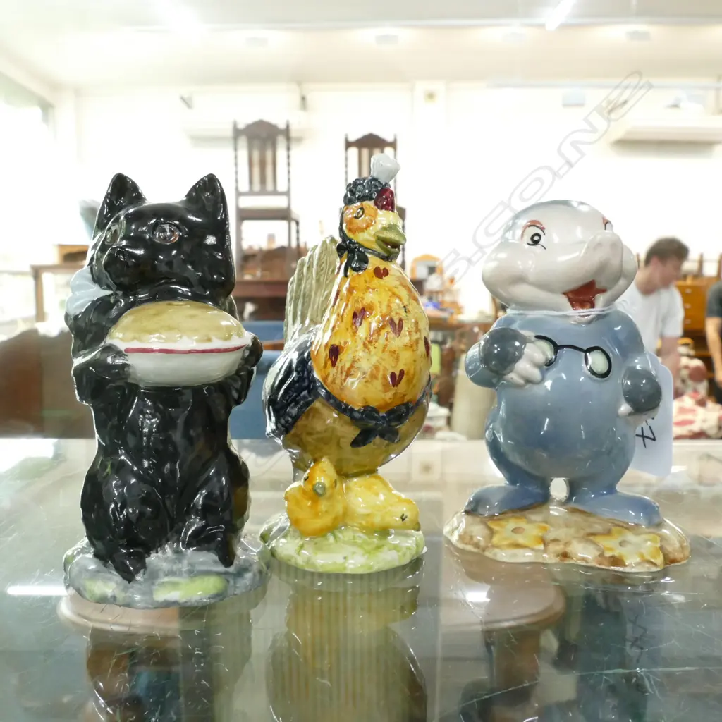 3 BESWICK FIGURINES; DUSTY MOLE, SALLY HENNY PENNY, DUCHESS Image 1++